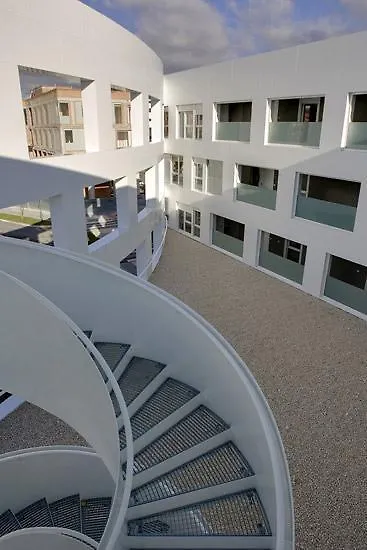 Apartamentos Irenaz Vitoria-Gasteiz Aparthotel