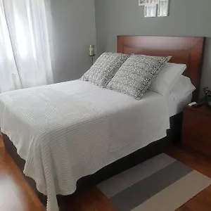 Habitación en casa particular Deluxe A 3 Minutos De La Estacion De Autobuses, Vitoria