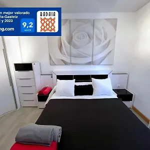 Apartamento A Puertas De La Catedral 90m2 Con Garaje, Vitoria